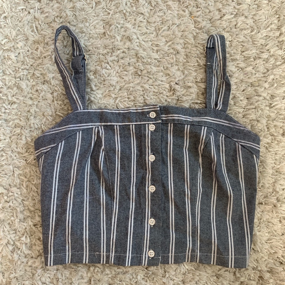 Brandy Melville crop top